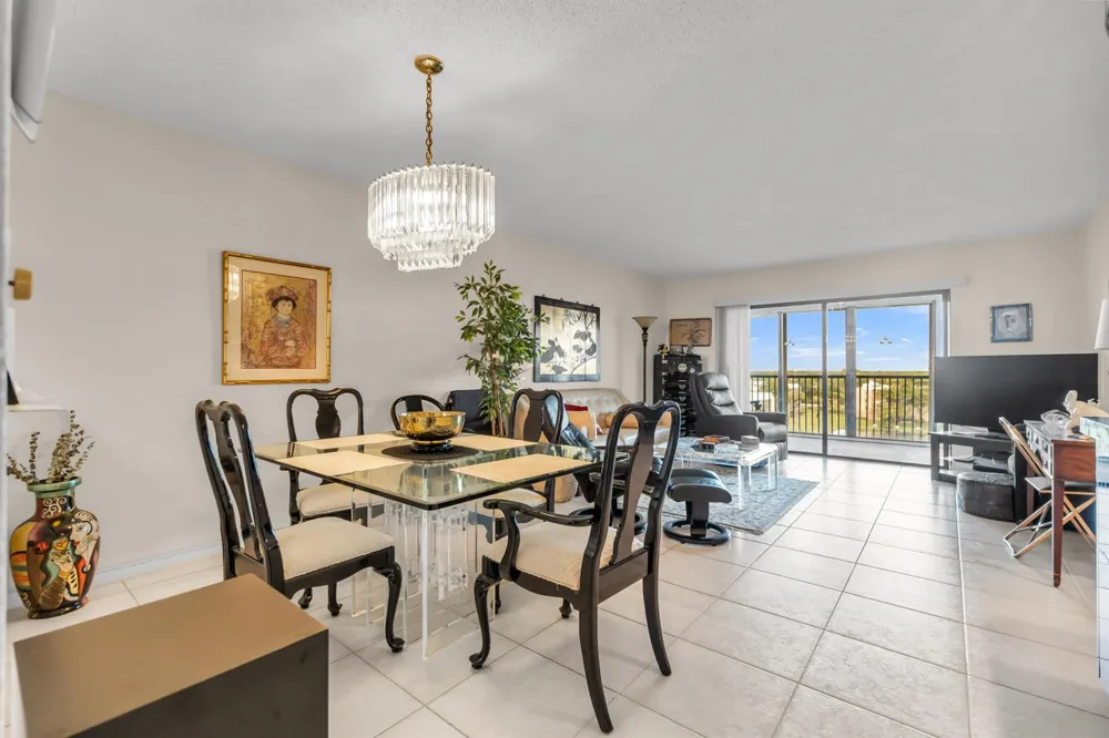 14460 Strathmore Lane #704 Delray Beach, FL 33446
