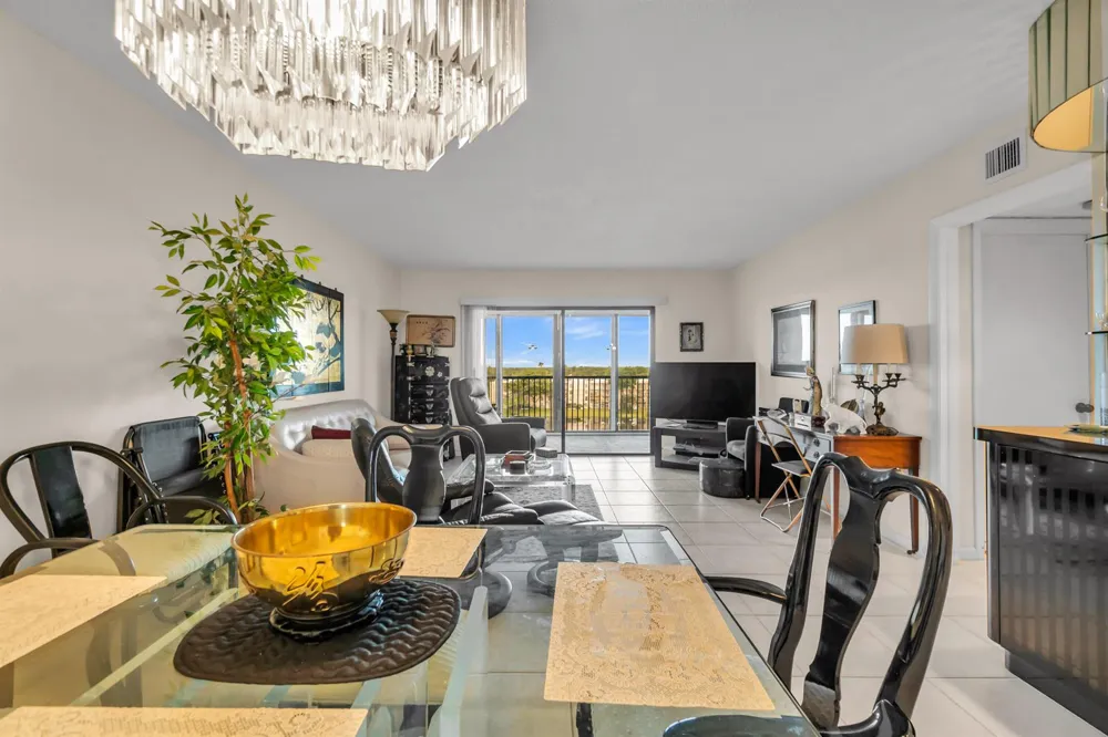 14460 Strathmore Lane #704 Delray Beach, FL 33446