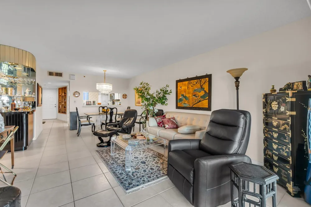 14460 Strathmore Lane #704 Delray Beach, FL 33446
