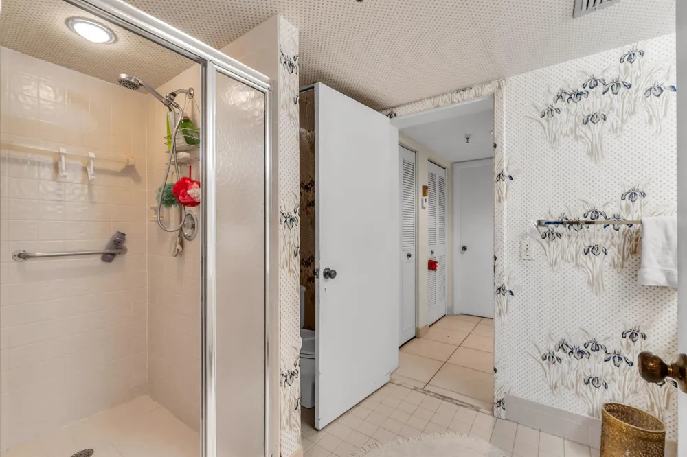 14460 Strathmore Lane #704 Delray Beach, FL 33446