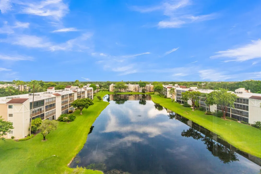 14460 Strathmore Lane #704 Delray Beach, FL 33446