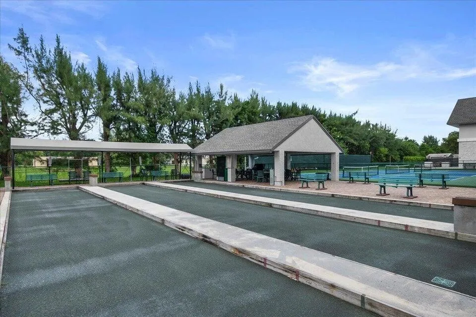 14460 Strathmore Lane #704 Delray Beach, FL 33446