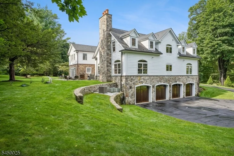 1 Woodside Drive Montville, NJ 07005
