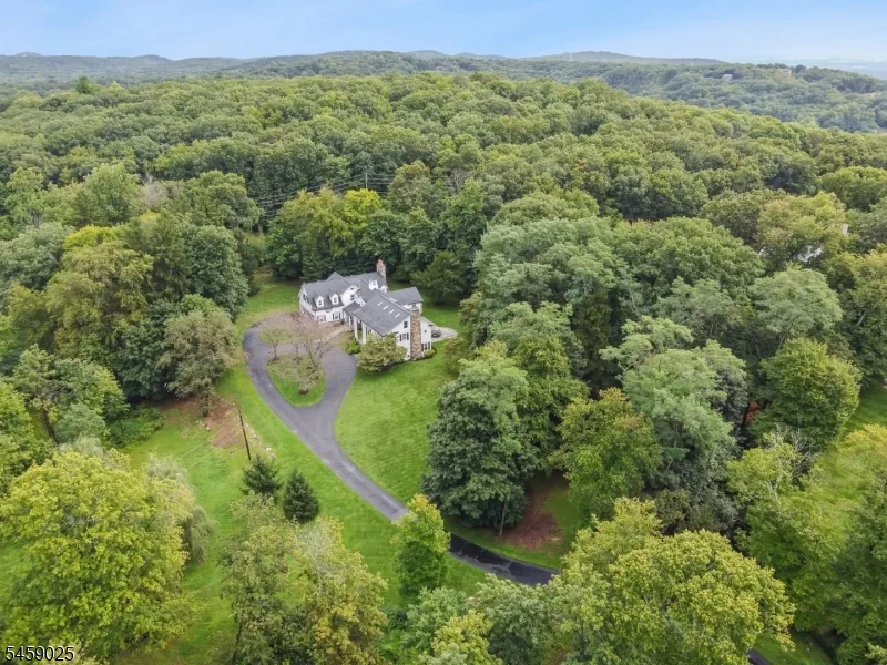 1 Woodside Drive Montville, NJ 07005