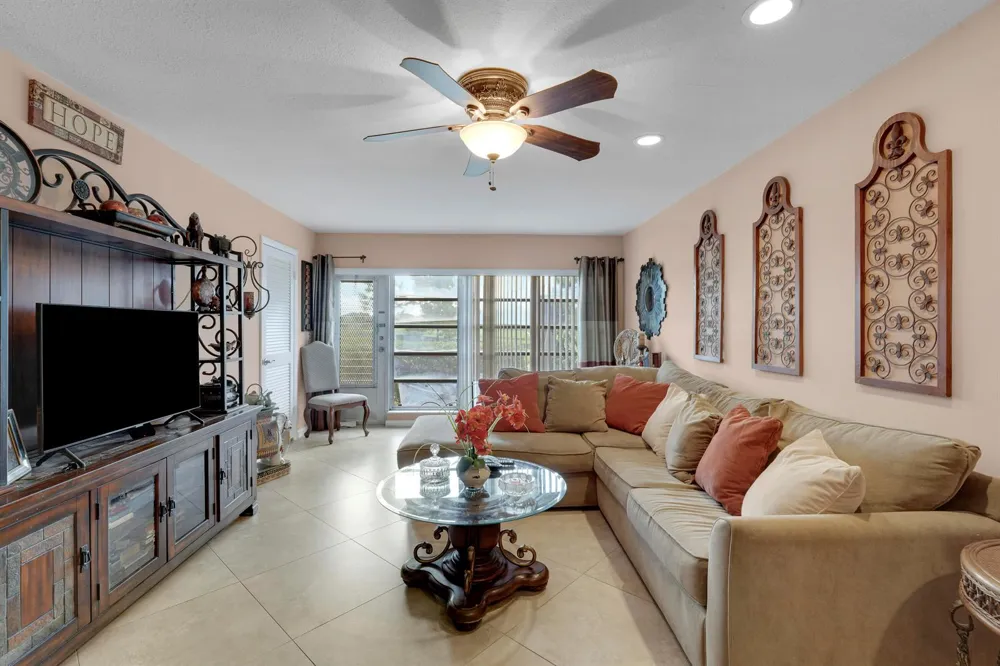 13602 VIA AURORA #A Delray Beach, FL 33484
