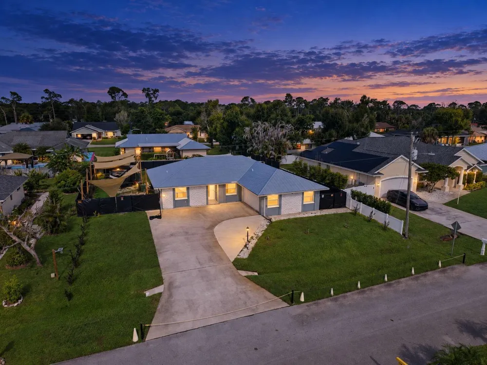 5111 EAGLE DRIVE Fort Pierce, FL 34951