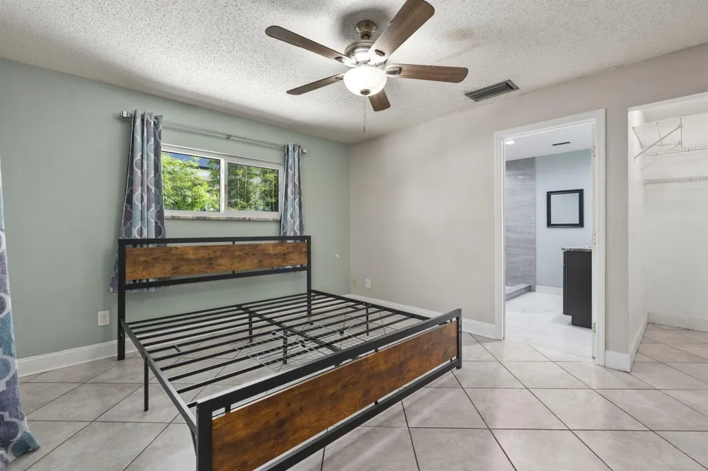 5111 EAGLE DRIVE Fort Pierce, FL 34951