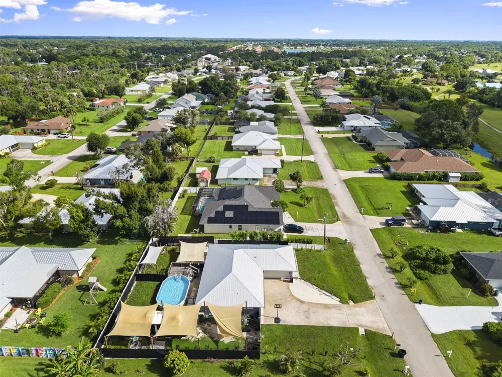 5111 EAGLE DRIVE Fort Pierce, FL 34951