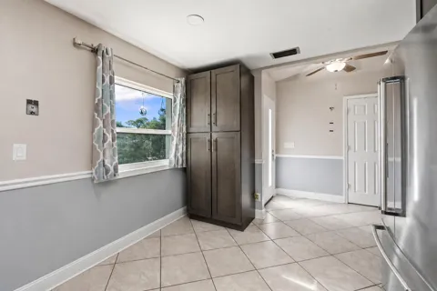 5111 EAGLE DRIVE