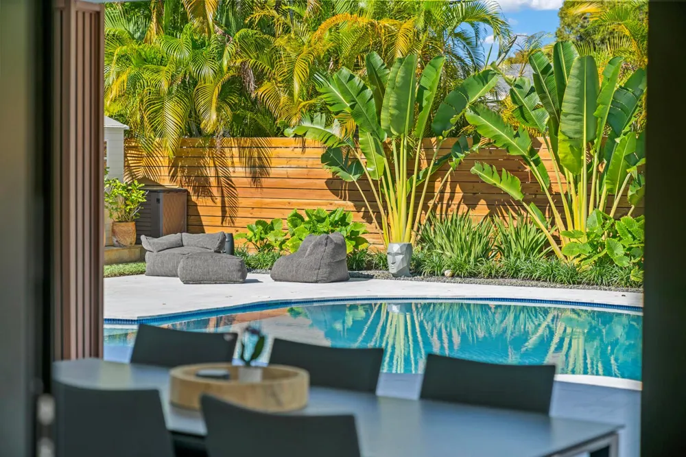 2451 NE 199th Street Miami, FL 33180