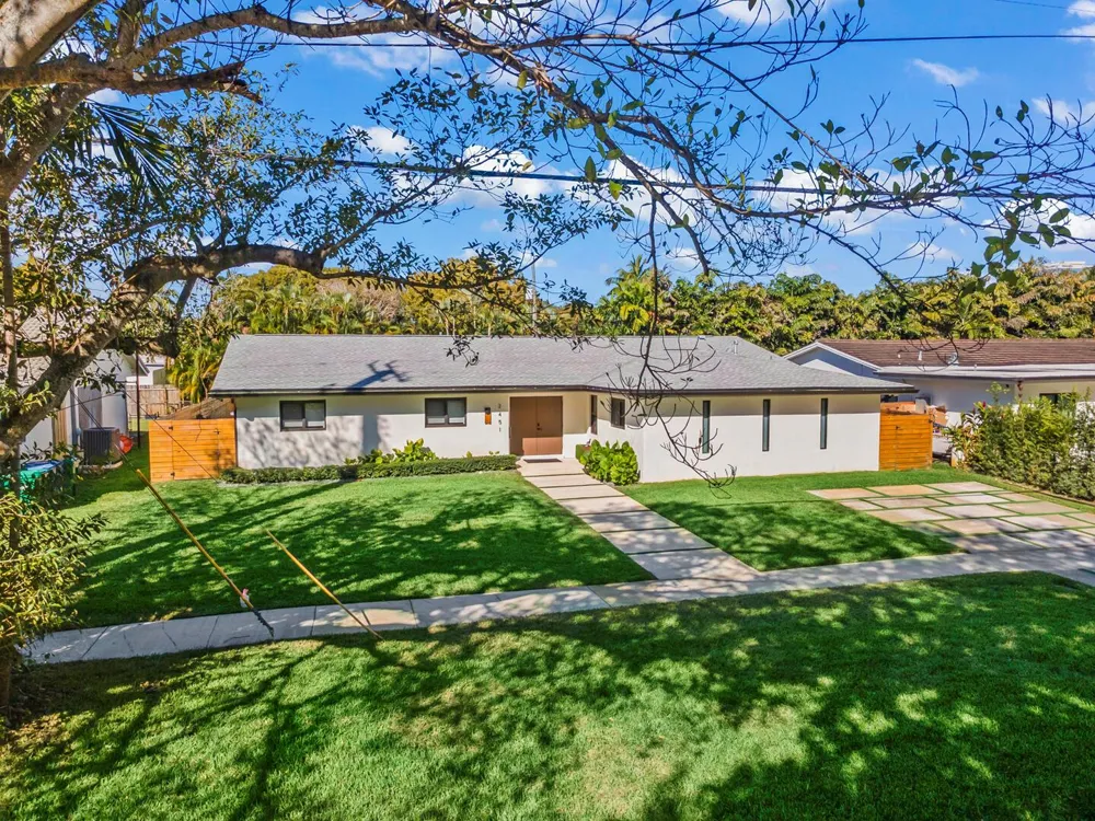 2451 NE 199th Street Miami, FL 33180