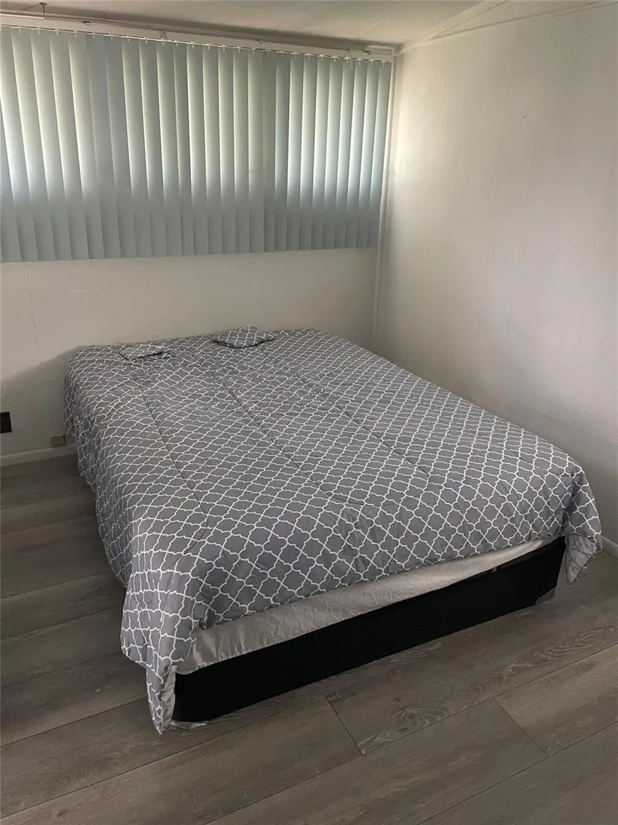 812 SW 1ST COURT Hallandale Beach, FL 33009