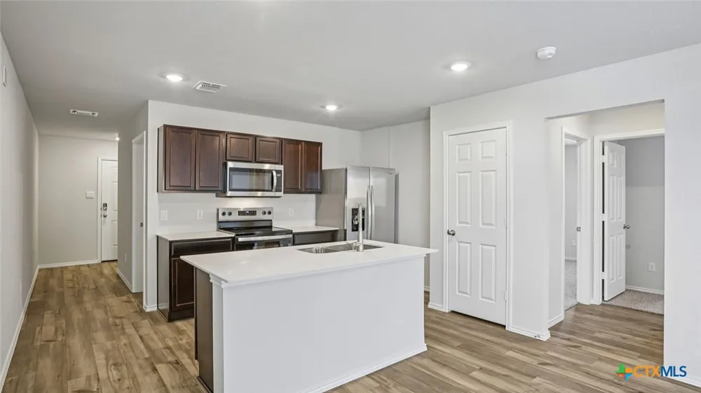 1347 Newey Circle Temple, TX 76502