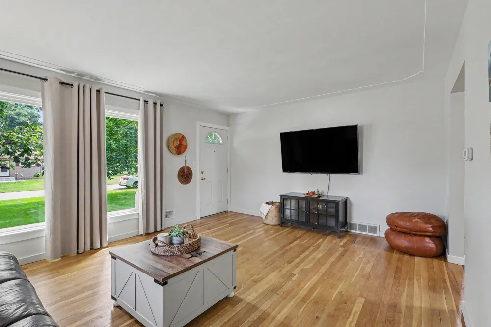 2429 Linda Avenue SE Grand Rapids, MI 49546