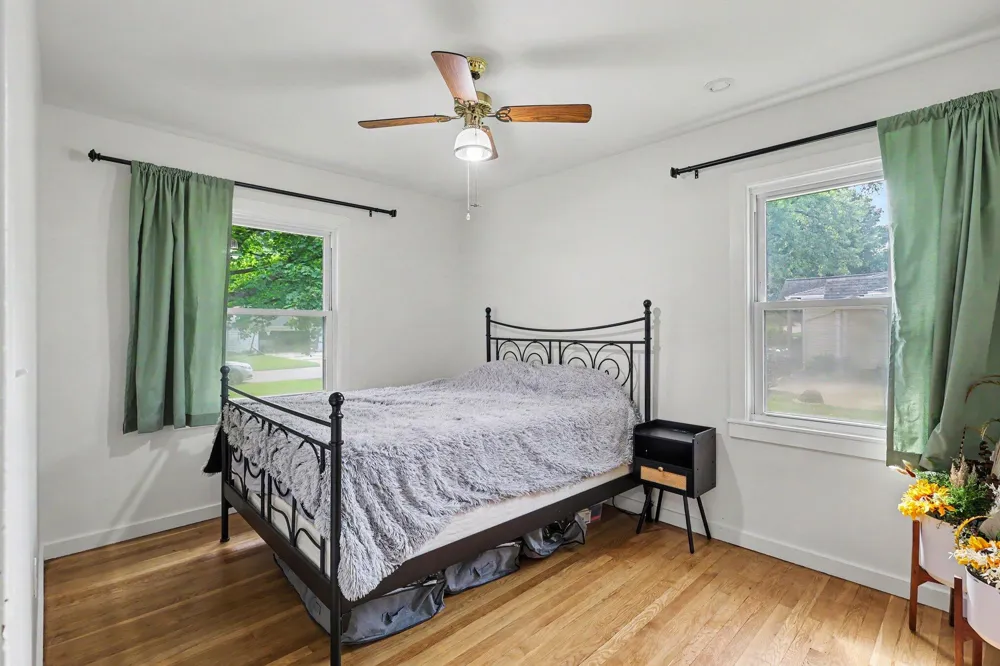 2429 Linda Avenue SE Grand Rapids, MI 49546