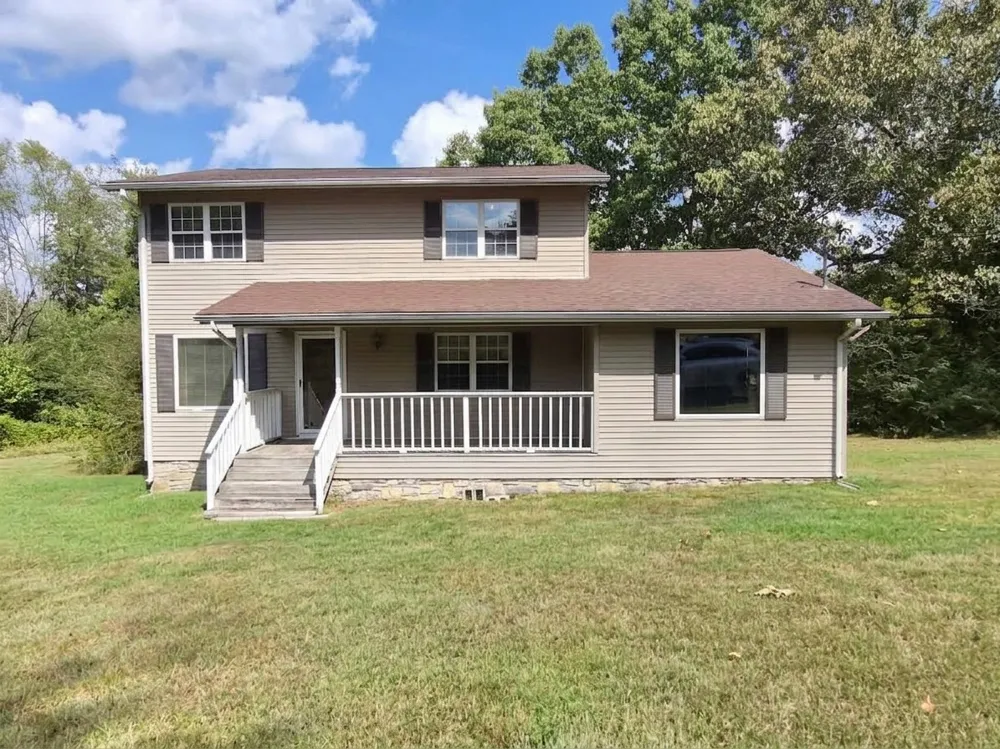 4627 Chestnut Ridge Rd Columbia, TN 38401