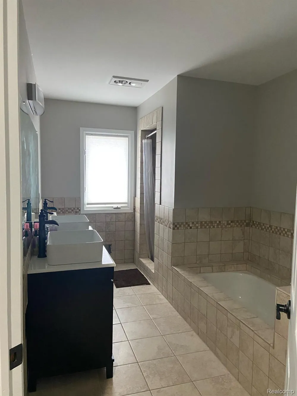 15133 TOWERING OAKS DRIVE Shelby Charter Township, MI 48315
