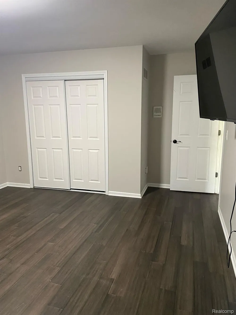 15133 TOWERING OAKS DRIVE Shelby Charter Township, MI 48315