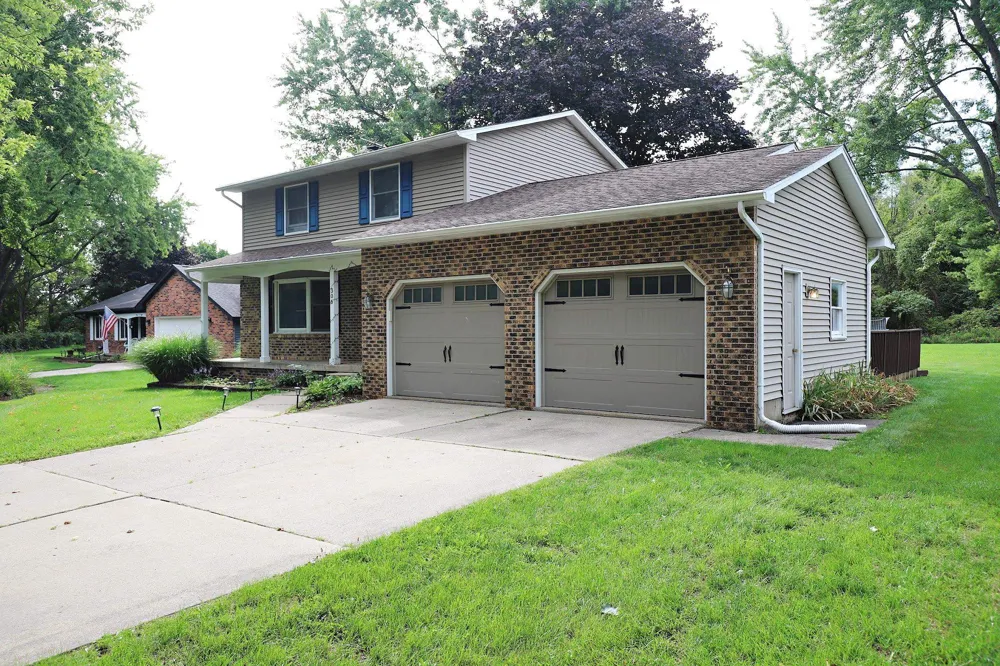 306 Hampton Drive Durand City, MI 48429