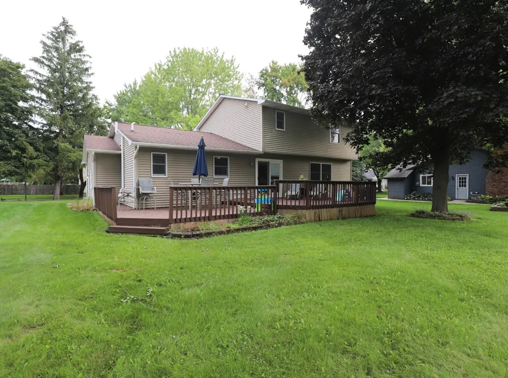 306 Hampton Drive Durand City, MI 48429