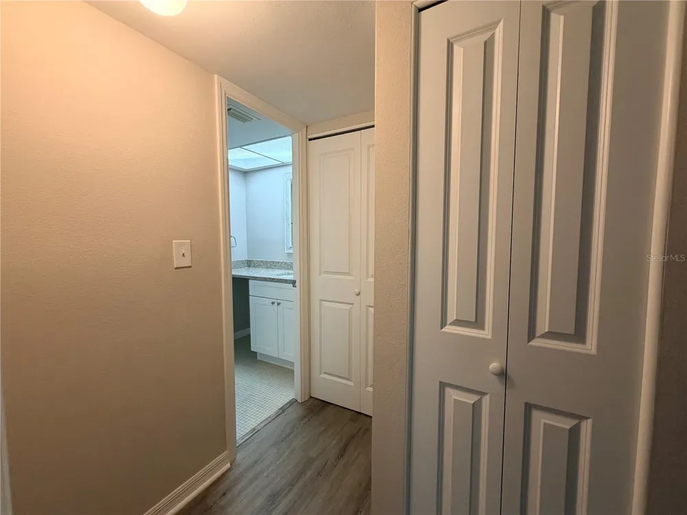 4885 1ST STREET NE #117 St Petersburg, FL 33703