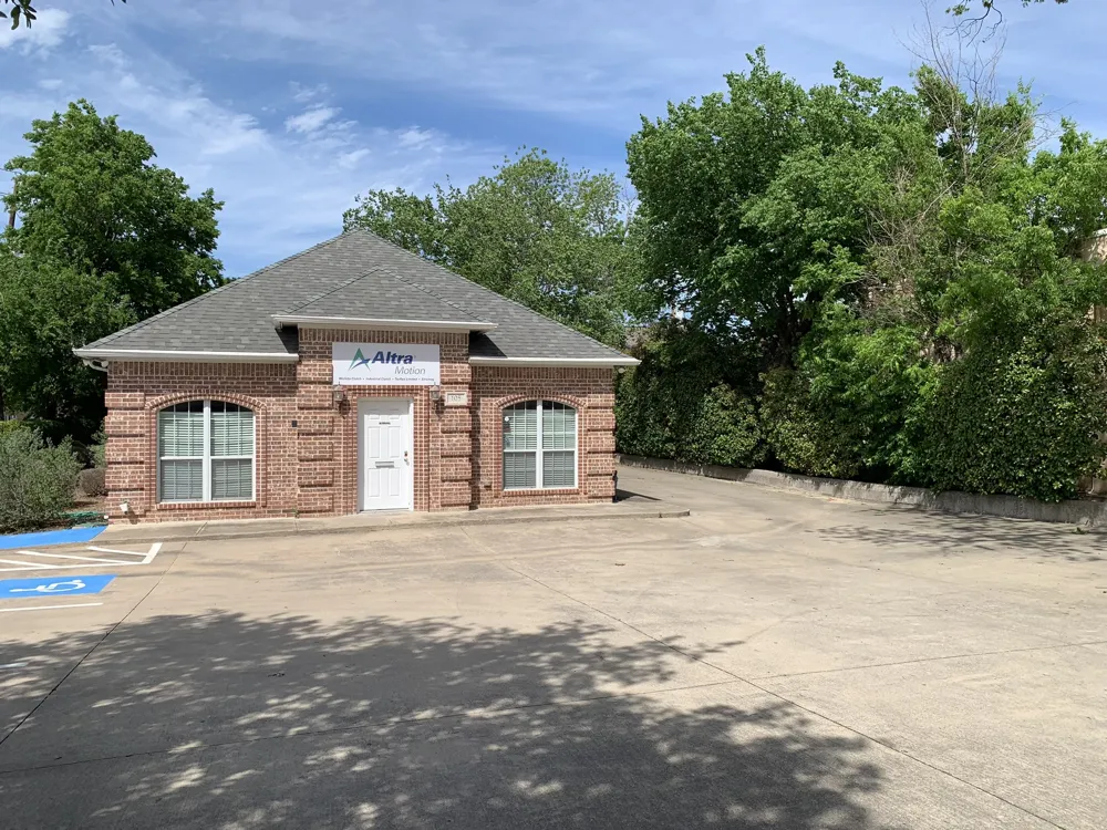105 Denton Drive Roanoke, TX 76262