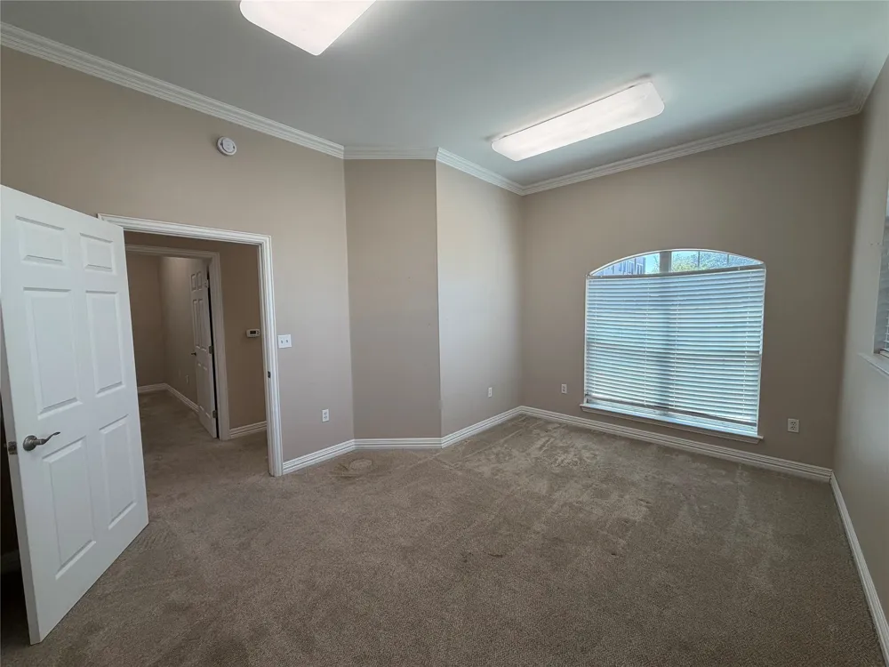 105 Denton Drive Roanoke, TX 76262