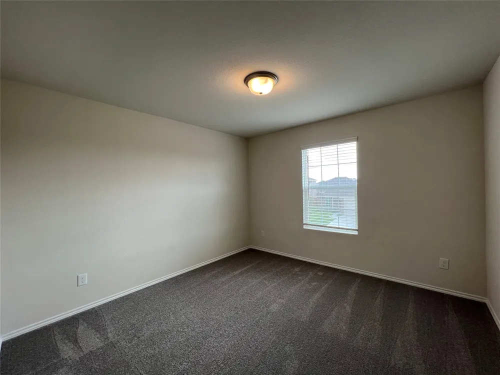 16013 Crews Avenue Haslet, TX 76052