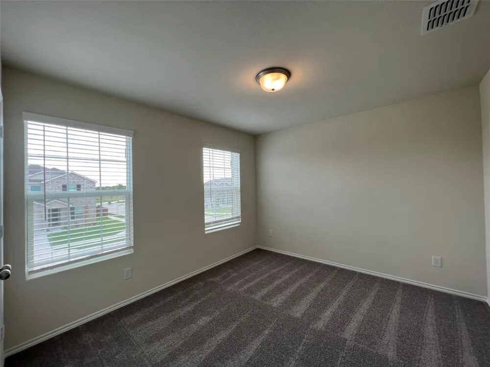 16013 Crews Avenue Haslet, TX 76052