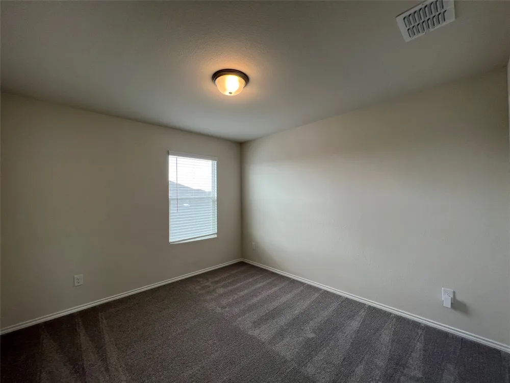 16013 Crews Avenue Haslet, TX 76052