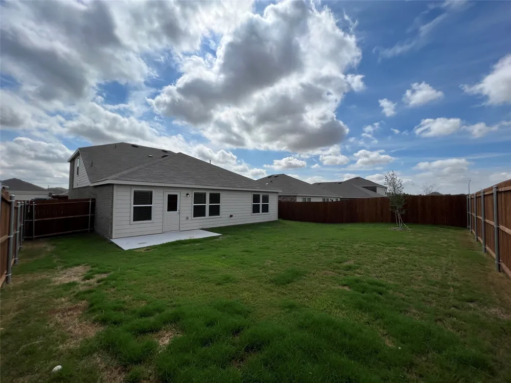 16013 Crews Avenue Haslet, TX 76052