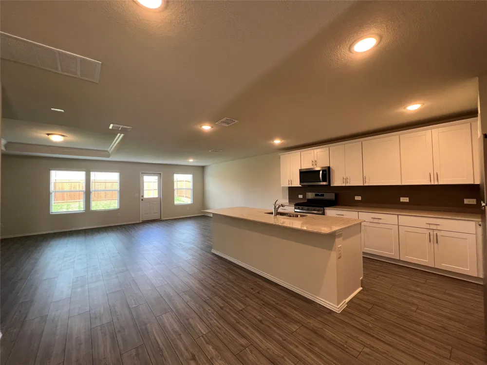 16013 Crews Avenue Haslet, TX 76052