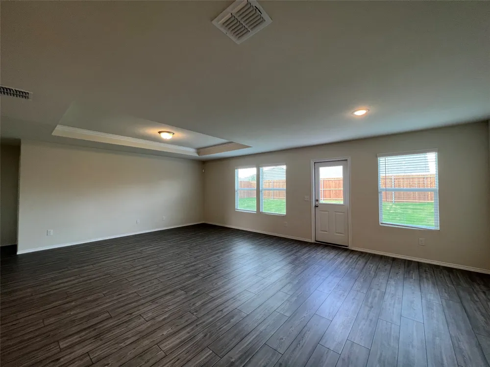 16013 Crews Avenue Haslet, TX 76052