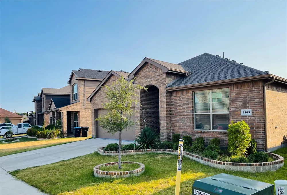 9109 Stormcrow Drive Fort Worth, TX 76179