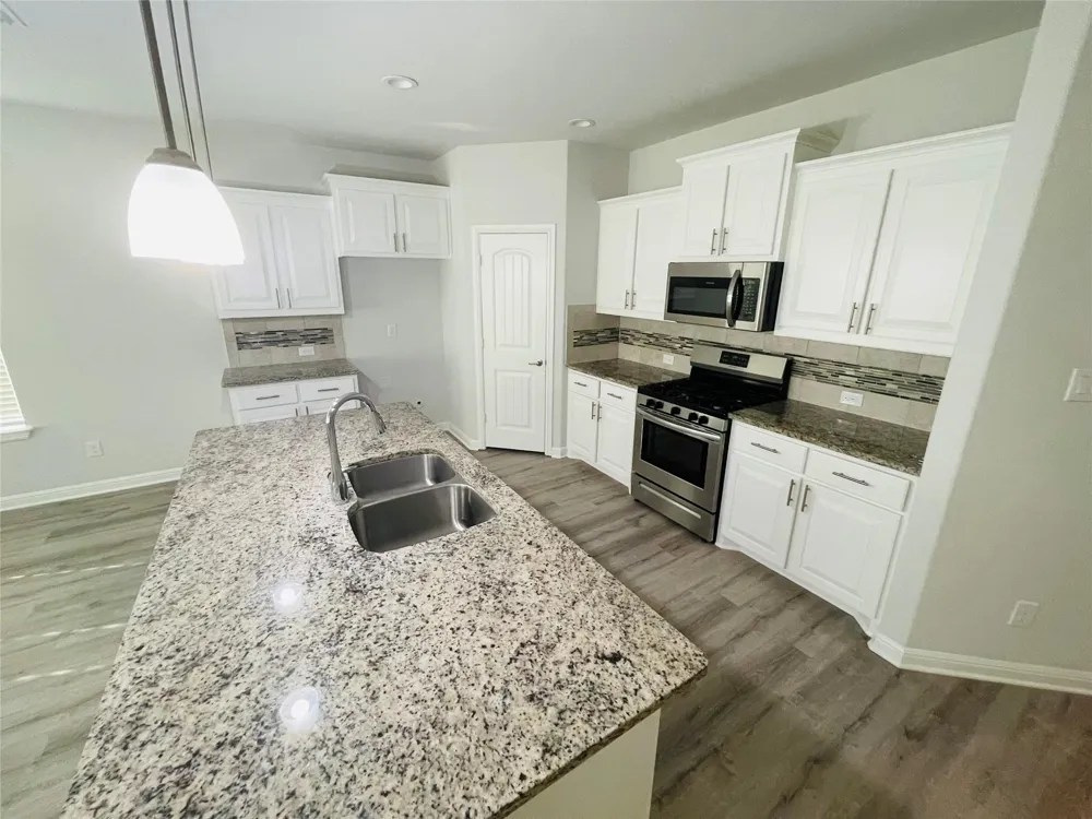 9109 Stormcrow Drive Fort Worth, TX 76179