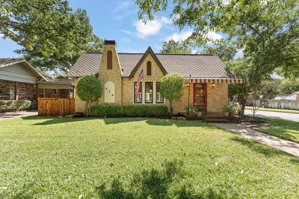 115 Bellevue Drive Cleburne, TX 76033