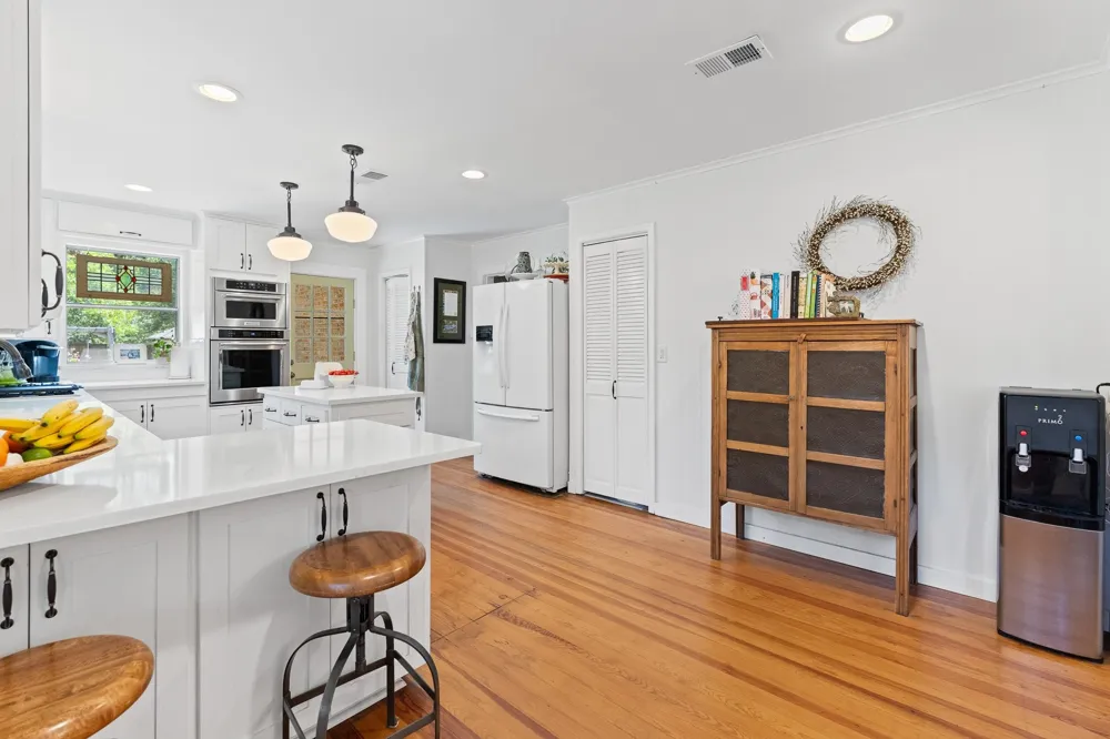 115 Bellevue Drive Cleburne, TX 76033