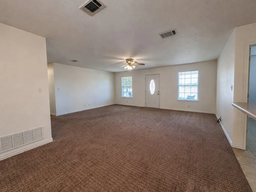 14203 County Road 2900 Eustace, TX 75124