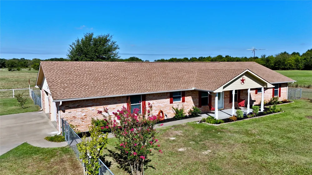 14203 County Road 2900 Eustace, TX 75124