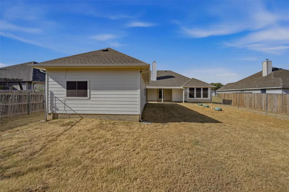 631 Lakeshore Boulevard Oak Point, TX 75068