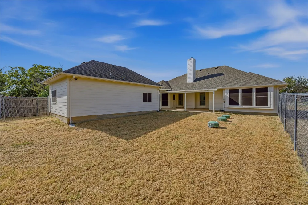 631 Lakeshore Boulevard Oak Point, TX 75068
