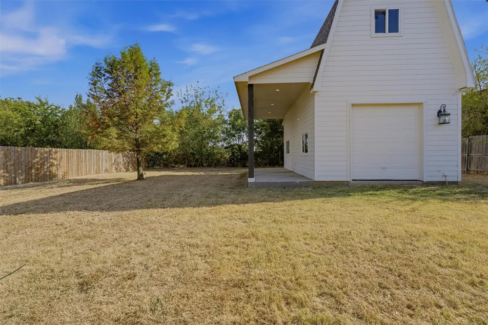 631 Lakeshore Boulevard Oak Point, TX 75068