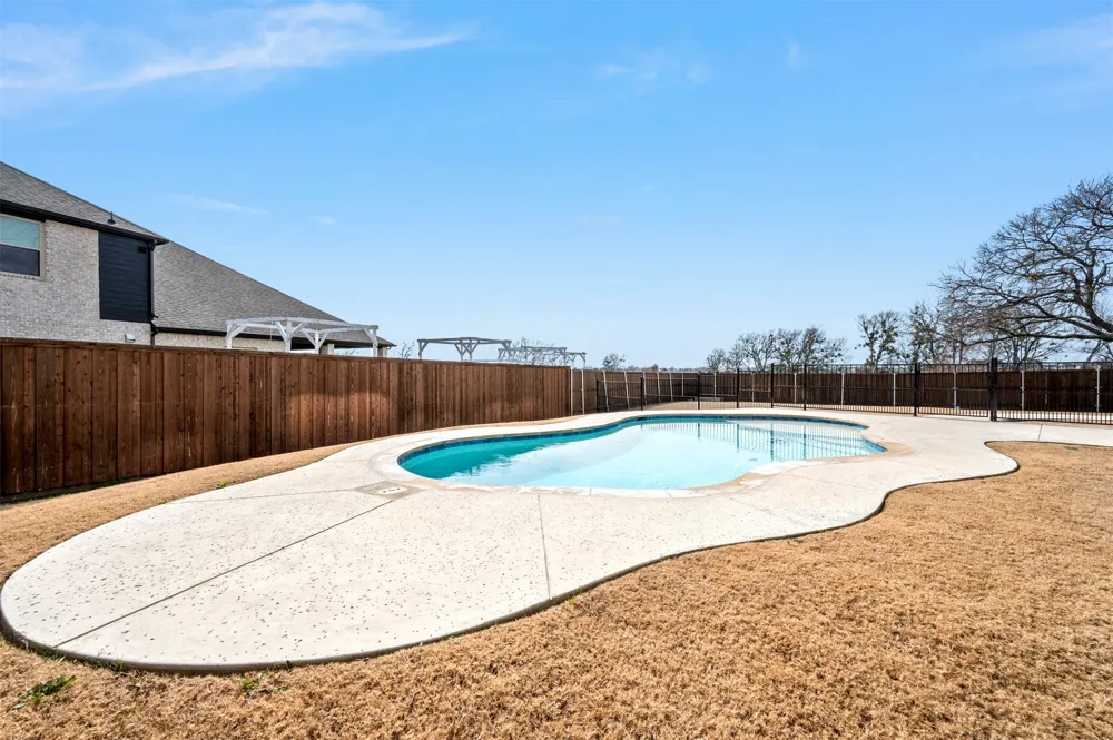 809 Blue Heron Drive Forney, TX 75126