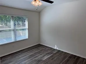802 S 5th Street #3 Bonham, TX 75418