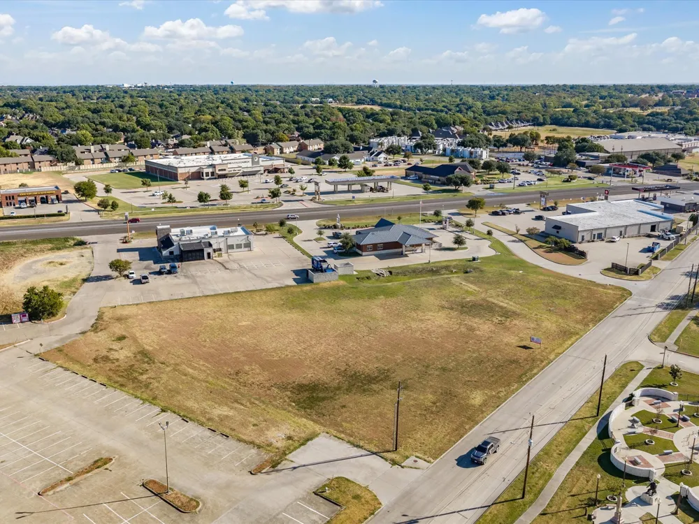 Ennis Parkway Avenue Ennis, TX 75119