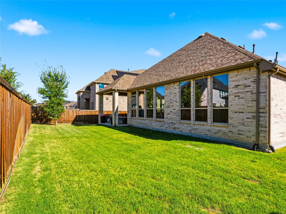 2370 Rainforest Drive Prosper, TX 75078