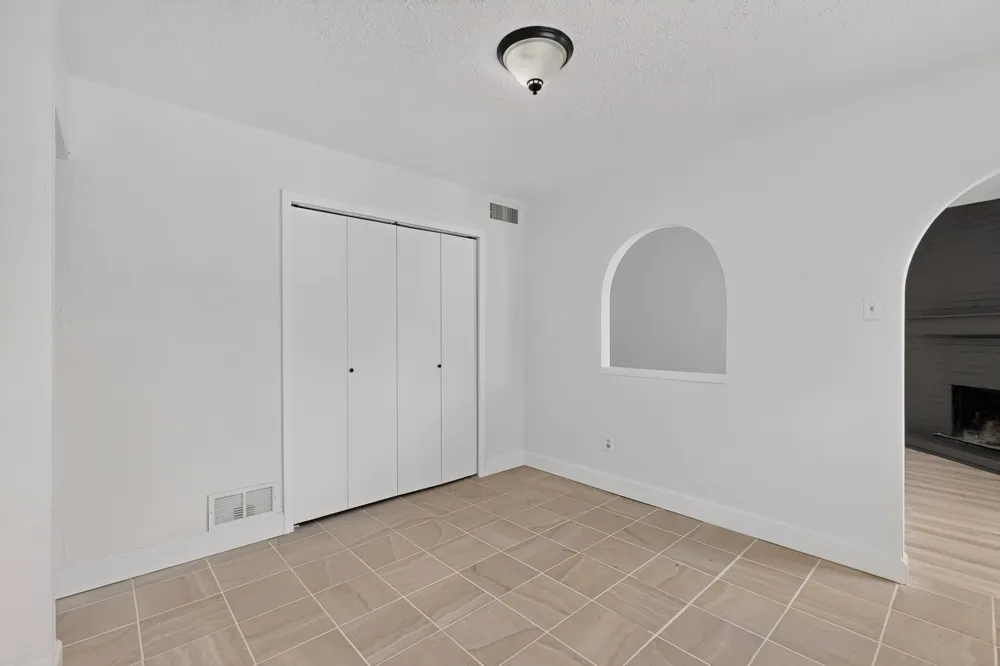 2938 Churchill Way Garland, TX 75044