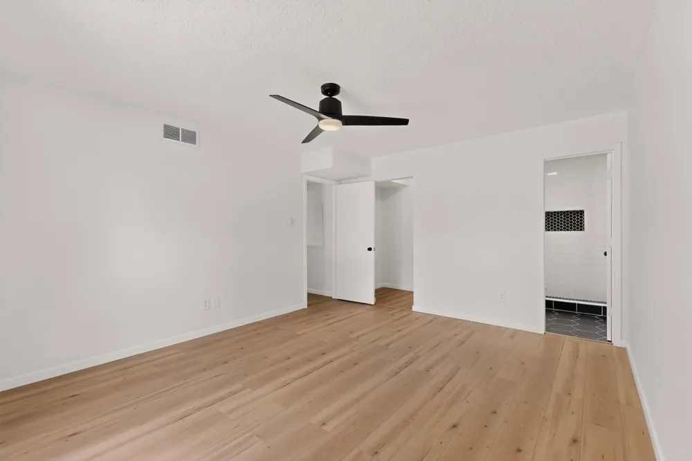 2938 Churchill Way Garland, TX 75044