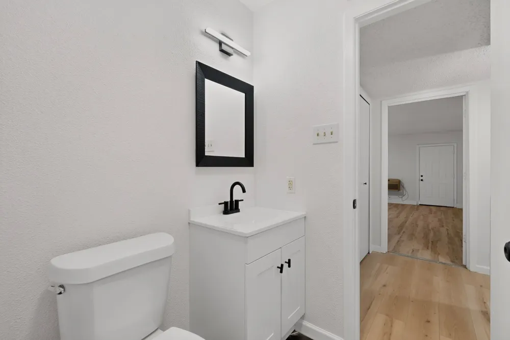 2938 Churchill Way Garland, TX 75044