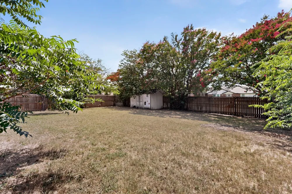 2938 Churchill Way Garland, TX 75044